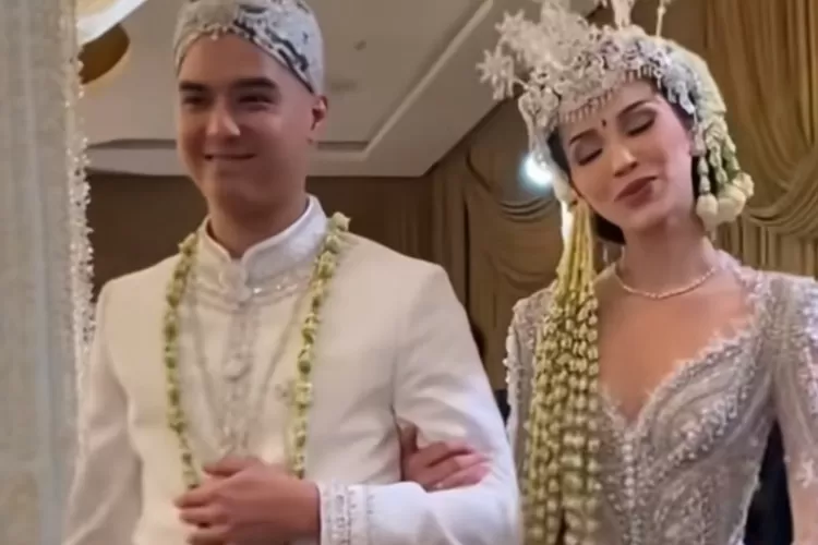 Perjalanan Cinta Al Ghazali dan Alyssa Daguise, Dua Tahun Pendekatan Akhirnya Resmi Berpacaran – Radar Kediri – Radar Kediri