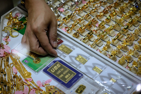 Harga Emas Sepekan: Antam Naik Rp 3.000, Galeri24 Turun Rp 4.000 per Gram