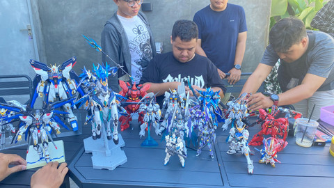 Intip Keseruan Akhir Pekan Bareng Borneo Toys Club, Ada Beragam Koleksi Gundam